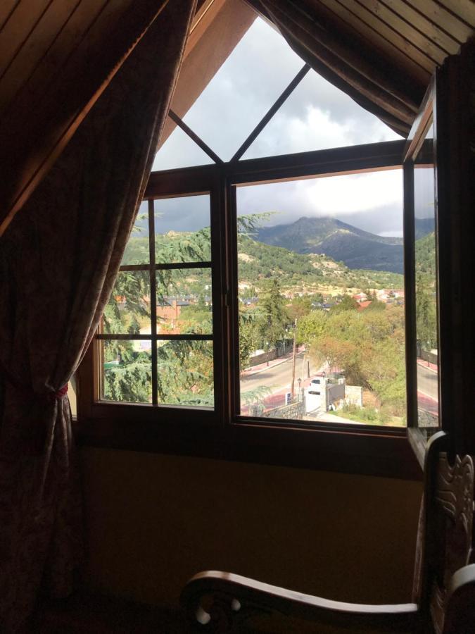 בסריל דה לה סיירה Hotel Rural Las Gacelas מראה חיצוני תמונה