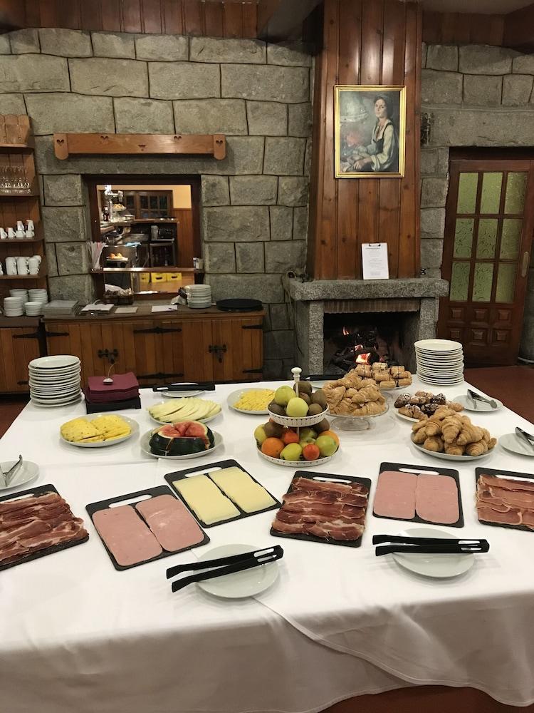 בסריל דה לה סיירה Hotel Rural Las Gacelas מראה חיצוני תמונה